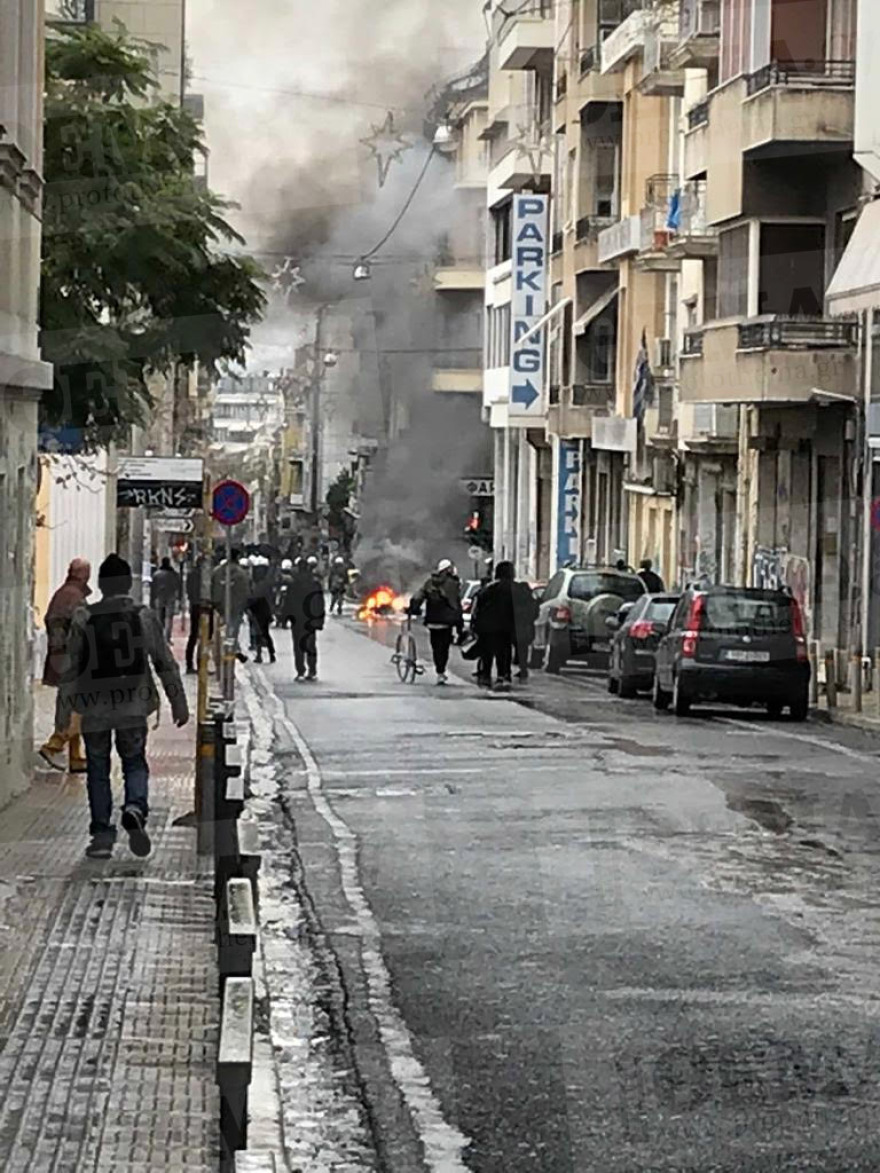 Άγνωστοι μαχαίρωσαν άντρα στη συμβολή Ασκληπιού και Σόλωνος