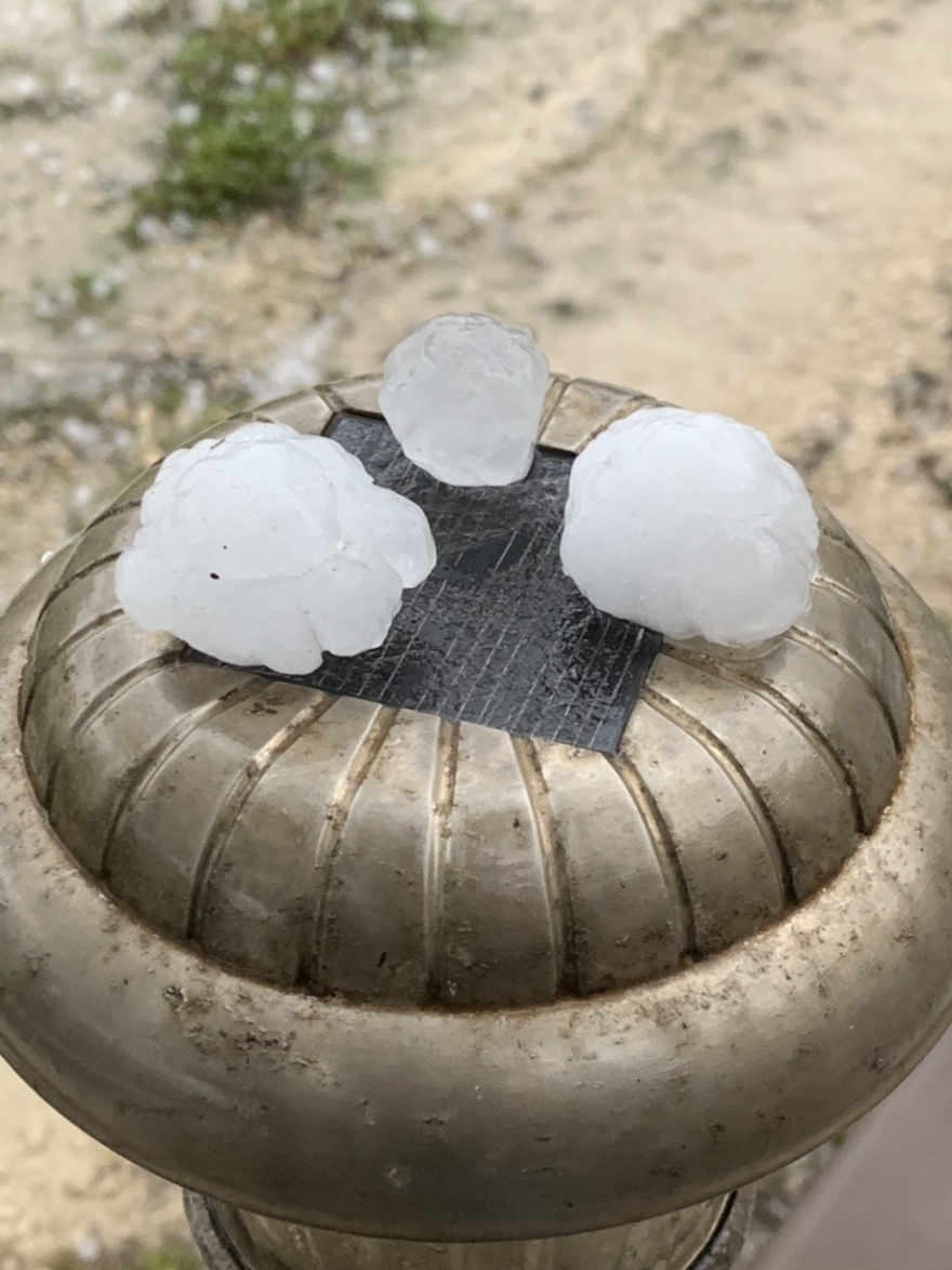 Καιρός: Ο «Φοίβος» έφερε χαλάζι - «Άσπρισαν» Ζάκυνθος, Καλαμάτα και Αστακός