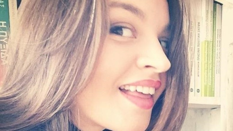 Σύντροφοι, παιδιά και μετακλητοί υπάλληλοι, οι καλλιτέχνες που στηρίζουν τη Συμφωνία των Πρεσπών 