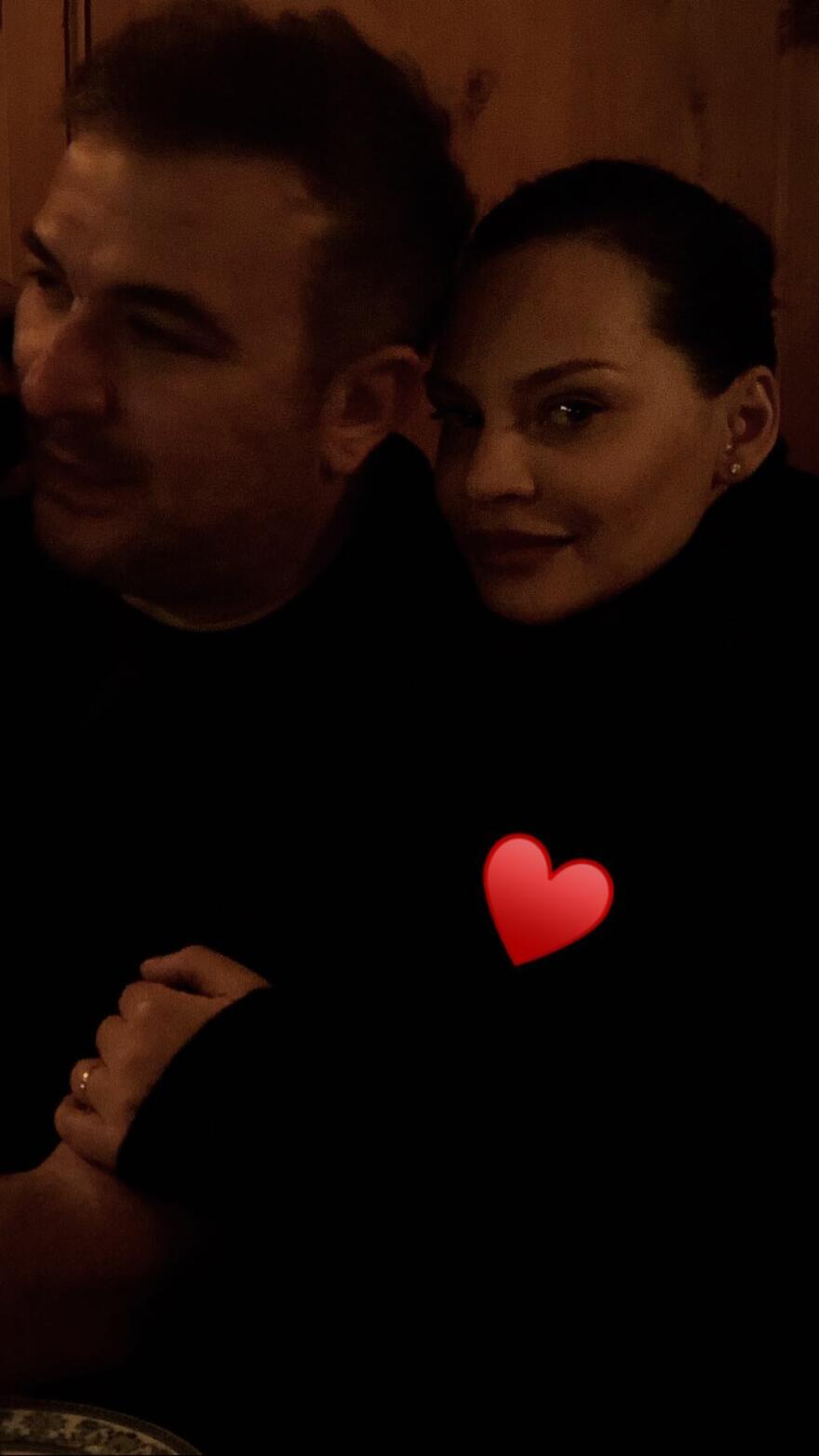 Αντώνης Ρέμος- Υβόννη Μπόσνιακ: Απόδραση στα χιόνια με την κόρη τους