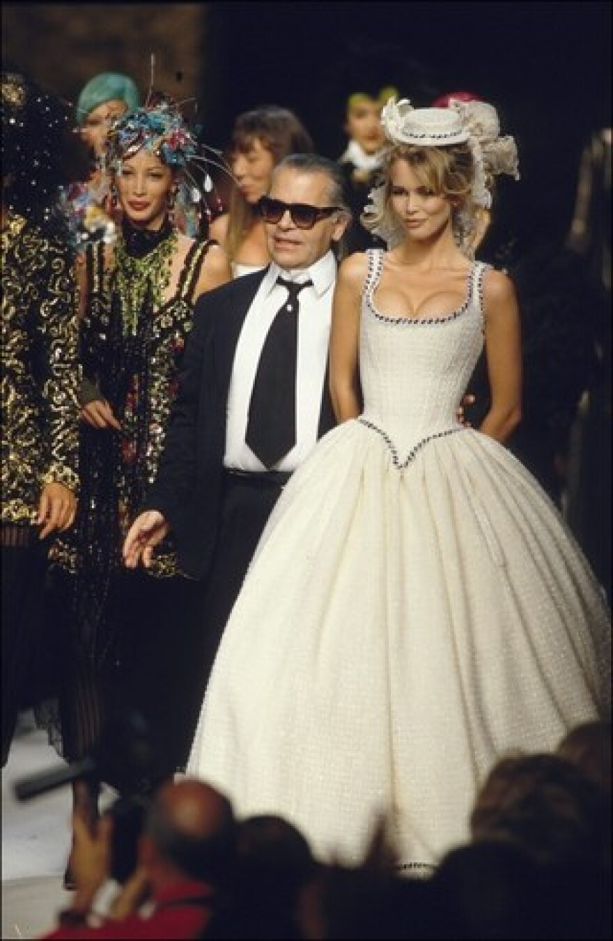 Τα μοντέλα που φόρεσαν νυφικά στα σόου Haute Couture του οίκου Chanel