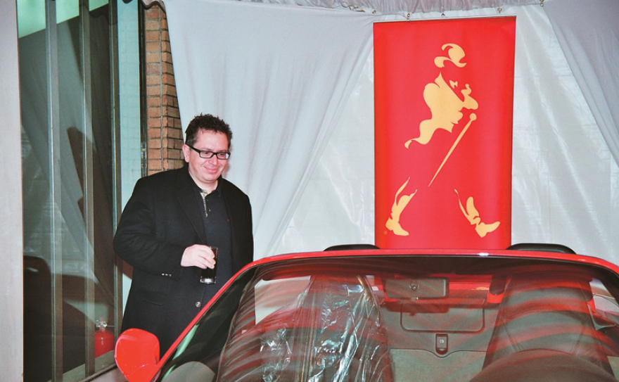 Το «μυθιστόρημα» της ζωής του Θέμου Αναστασιάδη