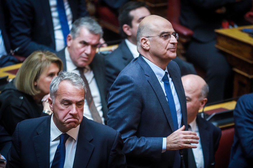 Κωμωδία στη Βουλή: Σήμερα εγκρίθηκε νομοσχέδιο που πάγωσε χθες λόγω μιας... γκαζόζας