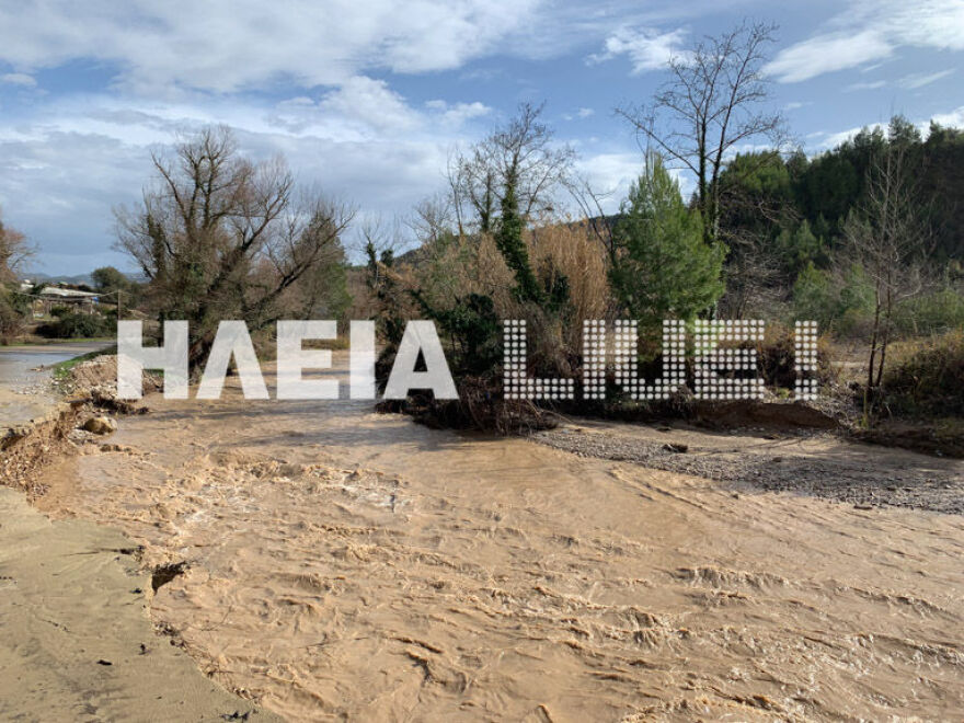 Κακοκαιρία: Σοβαρά προβλήματα στην Ηλεία - Κατολισθήσεις και δρόμοι κομμένοι στα δύο