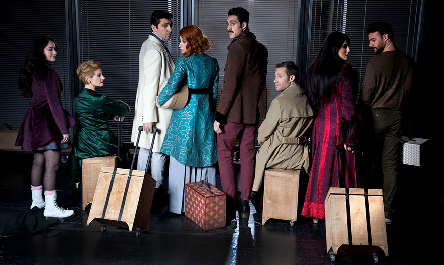 Ένα κυριακάτικο πρωί στην αίθουσα αναχωρήσεων…