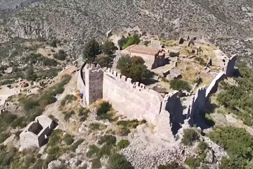 Οι Τσάκωνες: Eτυμολογία του ονόματός τους, ιστορία, γλώσσα