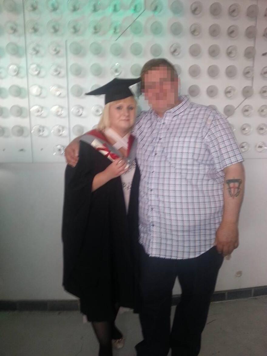 Κάρφωσε 15 φορές με ψαλίδι το νεογέννητό της και είπε ότι... απέβαλε!