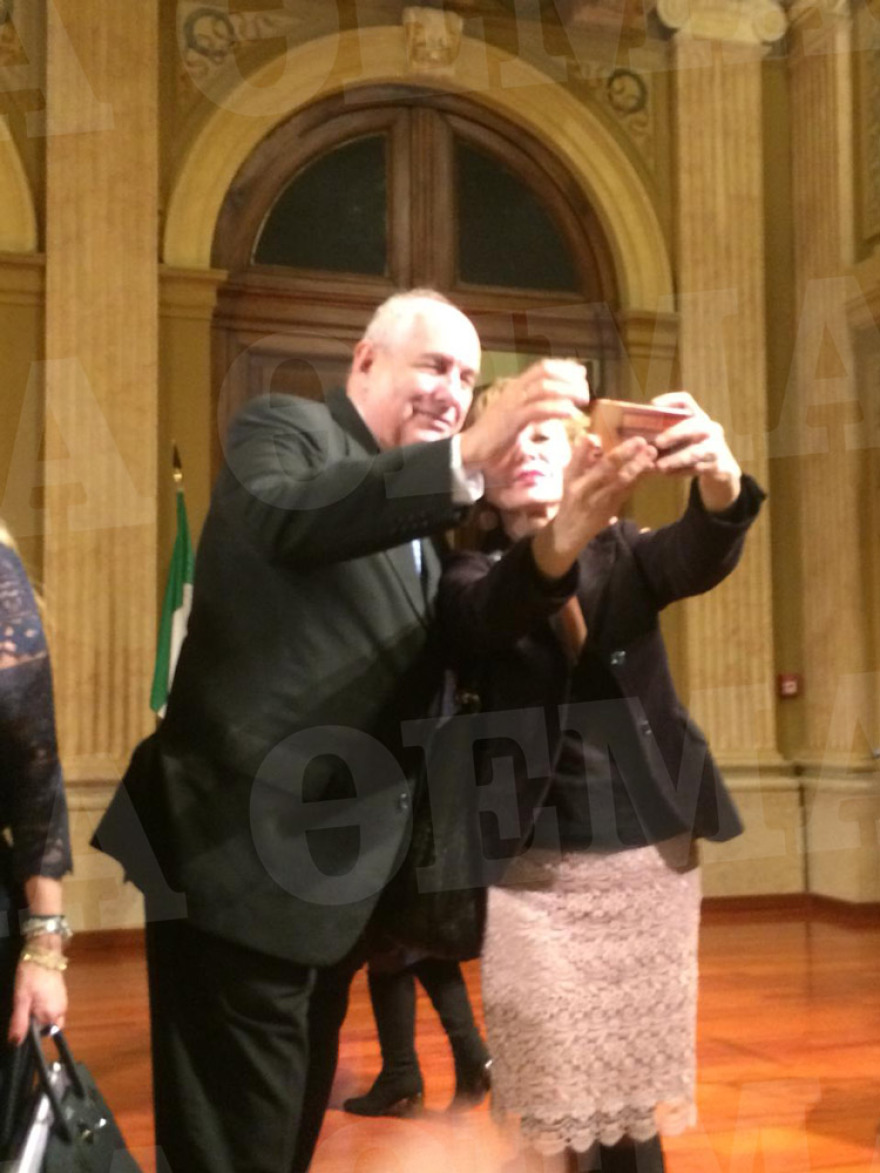 Φωτογραφίες από το Μιλάνο: Ο Τέρενς Κουίκ στο Ινστιτούτο Τυφλών