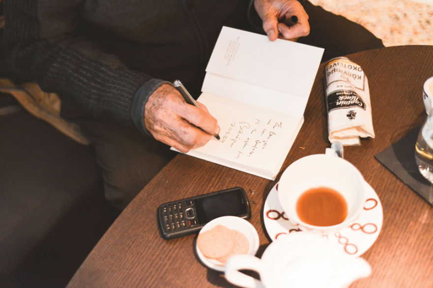 Βασίλης Βασιλικός στο ΘΕΜΑ: Το 1981 ζήτησα την ΕΡΤ, δηλαδή 300 υπουργεία Πολιτισμού μαζί!