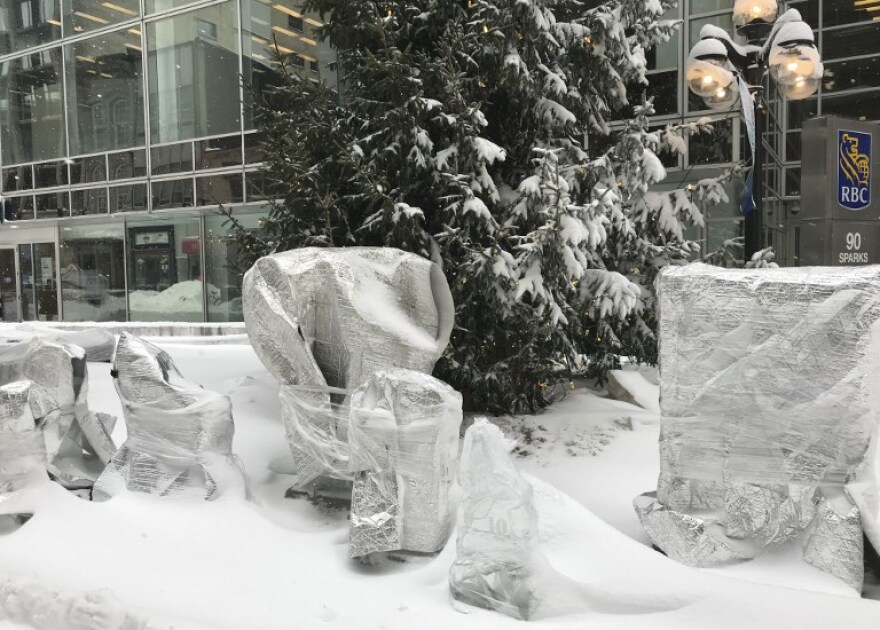 Ο Καναδάς στην «κατάψυξη»: Σφοδρή χιονοθύελλα παρέλυσε τις ανατολικές επαρχίες