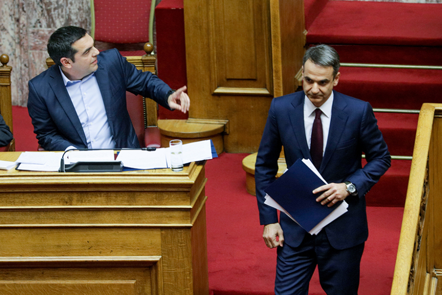 Σύγκρουση Τσίπρα-Μητσοτάκη για Παυλόπουλο και Σύνταγμα