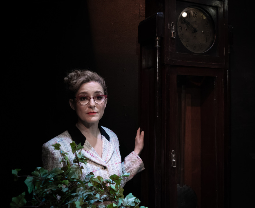 Η «Φαλακρή τραγουδίστρια» έρχεται: Δείτε τις πρώτες φωτογραφίες