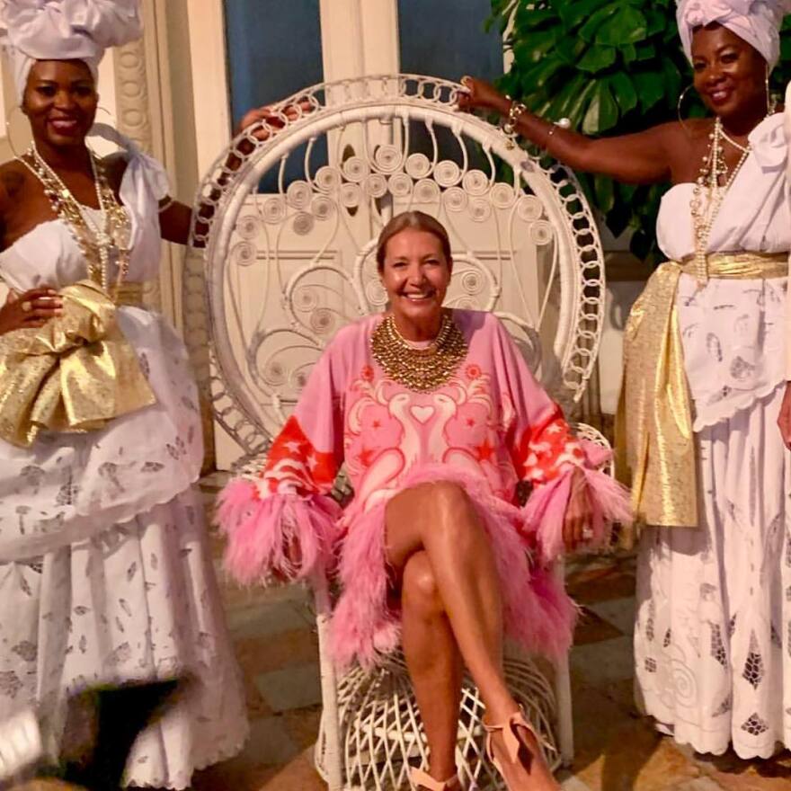 Παραιτήθηκε η διευθύντρια της Vogue Βραζιλίας για φωτογραφία που παρέπεμπε στην εποχή των δούλων