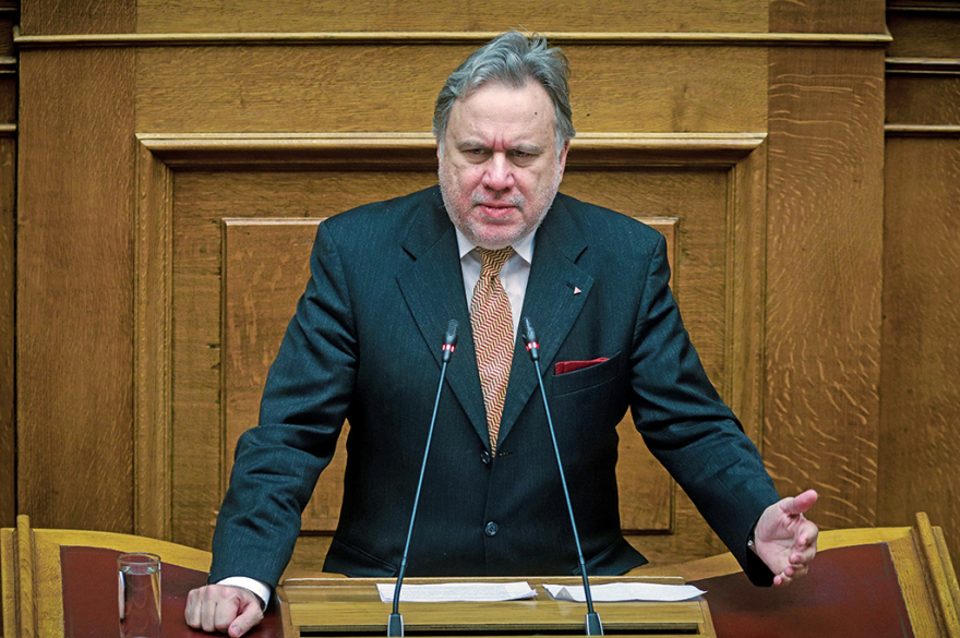 Ανασχηματισμός Κατρούγκαλου: Δείτε τη νέα κυβέρνηση 