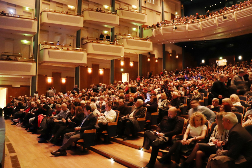 Η Ευανθία Ρεμπούτσικα μάγεψε το κοινό της Θεσσαλονίκης