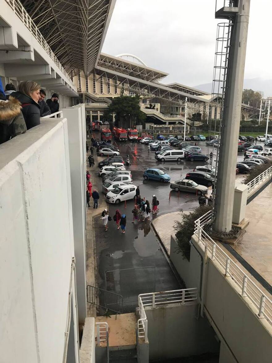 Φωτιά στο ΟΑΚΑ - Ματαιώθηκαν οι Χειμερινοί Αγώνες Κολύμβησης