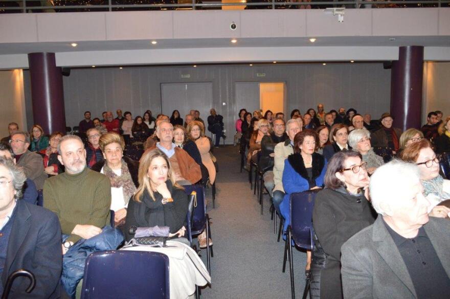 Οικογένεια Ξυθάλη: Η συναρπαστική ιστορία των πρωτοπόρων φωτογράφων του Αγρινίου καθήλωσε το κοινό