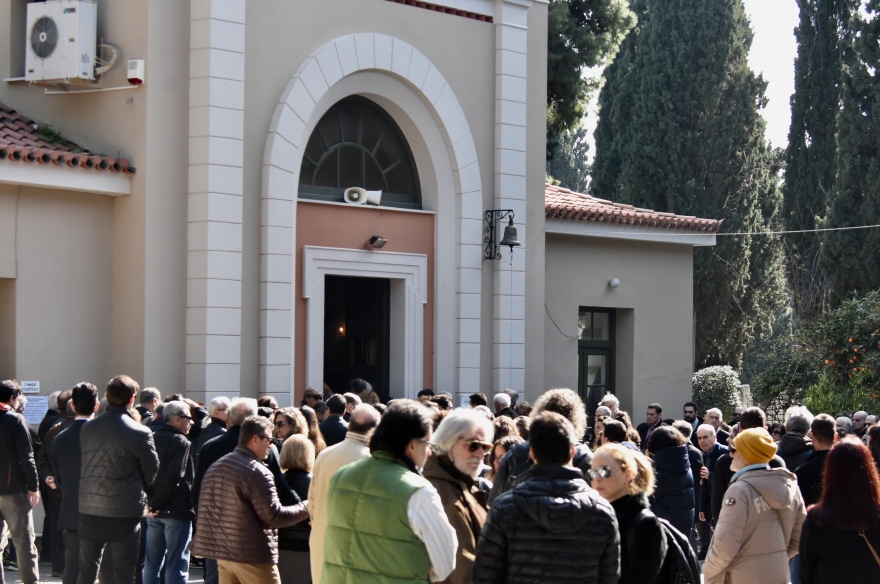 Θλίψη στην κηδεία της Νίκης Λειβαδάρη