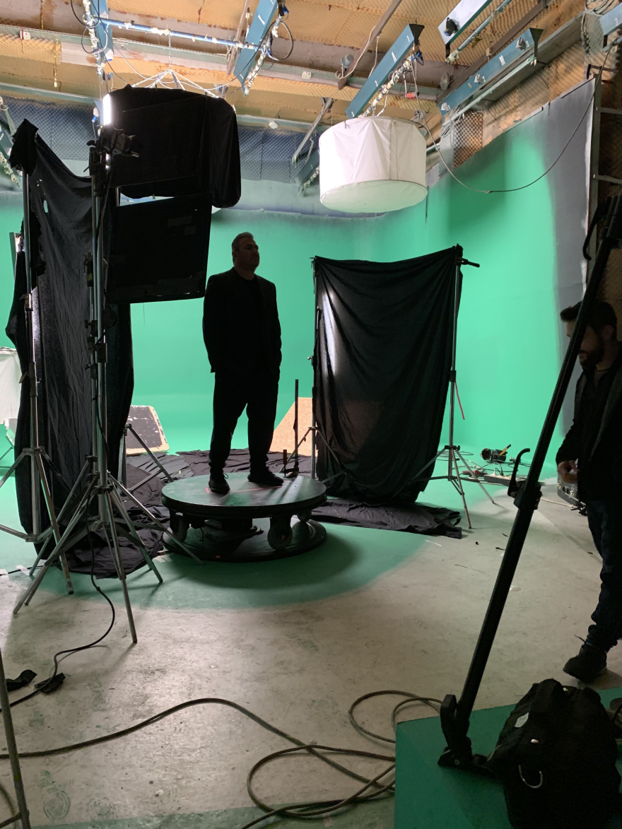 Οι πρώτες φωτογραφίες από το νέο video clip του Αντώνη Ρέμου 