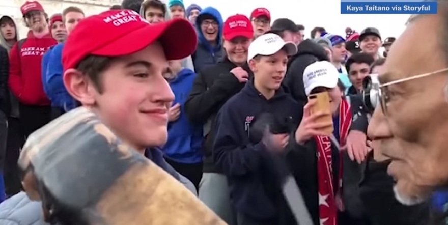 ΗΠΑ: Ο Τραμπ στηρίζει 16χρονο που έκανε αγωγή $250 εκατ. στην Washington Post