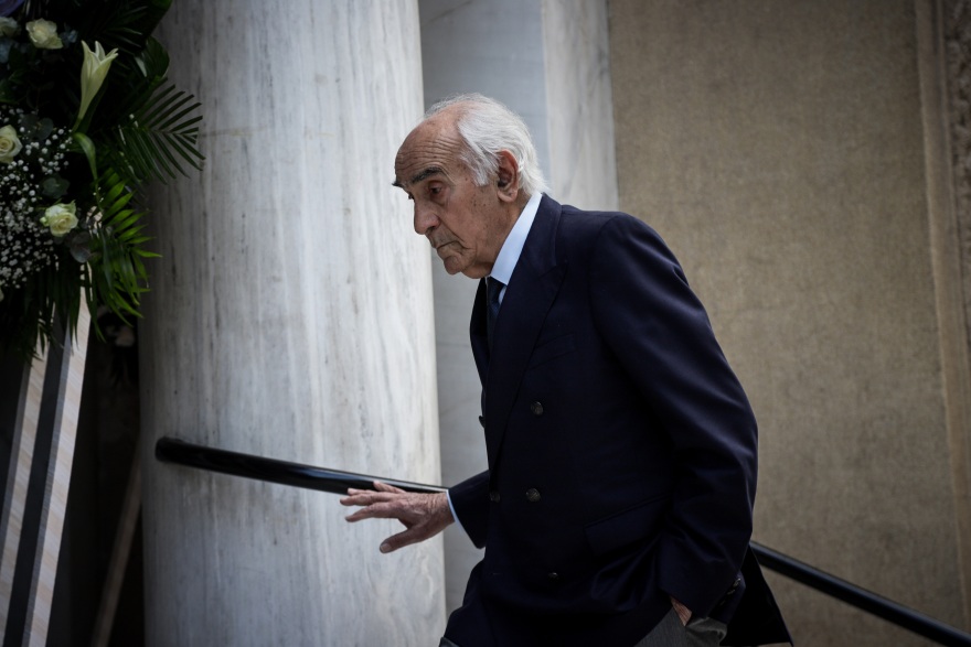 Το τελευταίο «αντίο» στον πρώην πρόεδρο του Αρείου Πάγου Βασίλη Κόκκινο