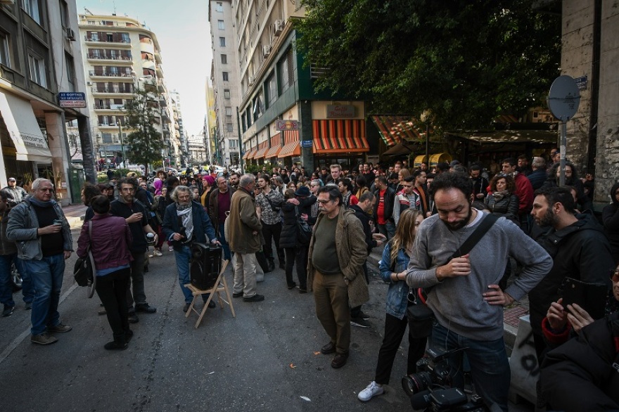 Συγκέντρωση διαμαρτυρίας στο ΑΤ Ομονοίας για τον θάνατο 35χρονου Νιγηριανού