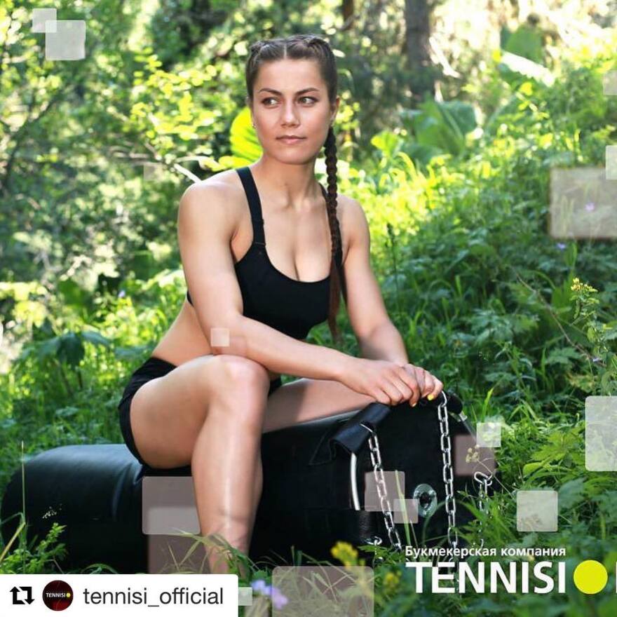 Firuza Sharipova... «κουνελάκι» του Playboy ή στο ρινγκ με τον Πούτιν;