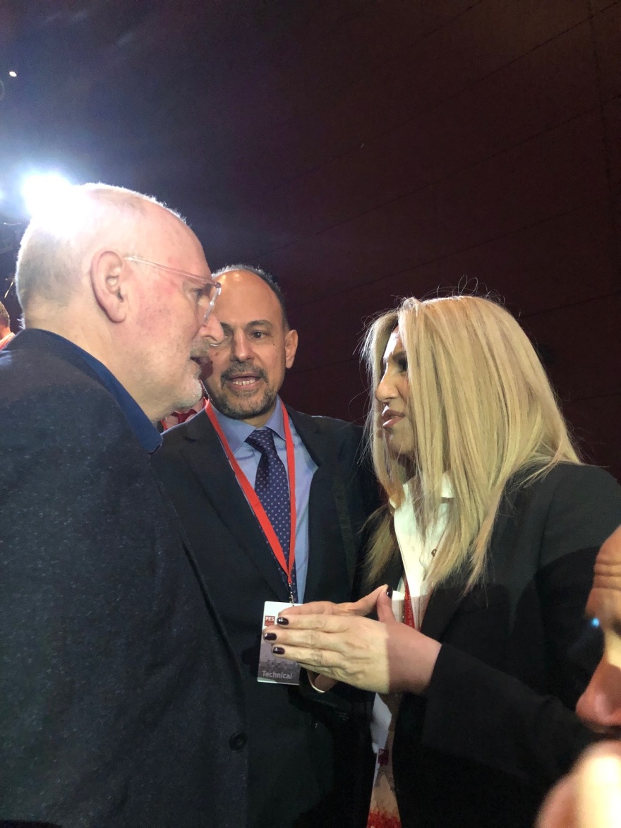 Γεννηματά στους Ευρωπαίους σοσιαλιστές: Τα νησιά μας μετατράπηκαν σε αποθήκες ψυχών