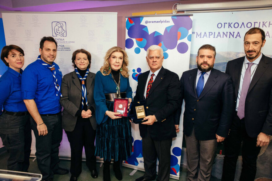 Οι πρόσκοποι δίπλα στα παιδιά της «Ελπίδας»