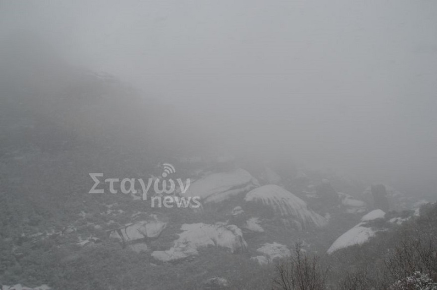 Κακοκαιρία: Χιόνια σε Θεσσαλονίκη, Τρίκαλα και Σαμοθράκη – Δείτε βίντεο