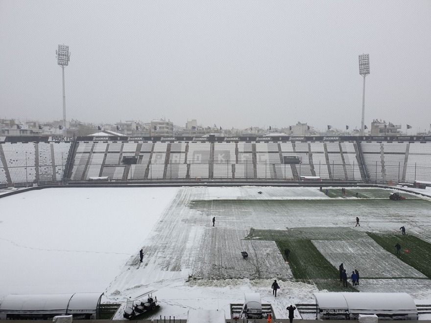 Στα λευκά το γήπεδο της Τούμπας και το «Κλεάνθης Βικελίδης»