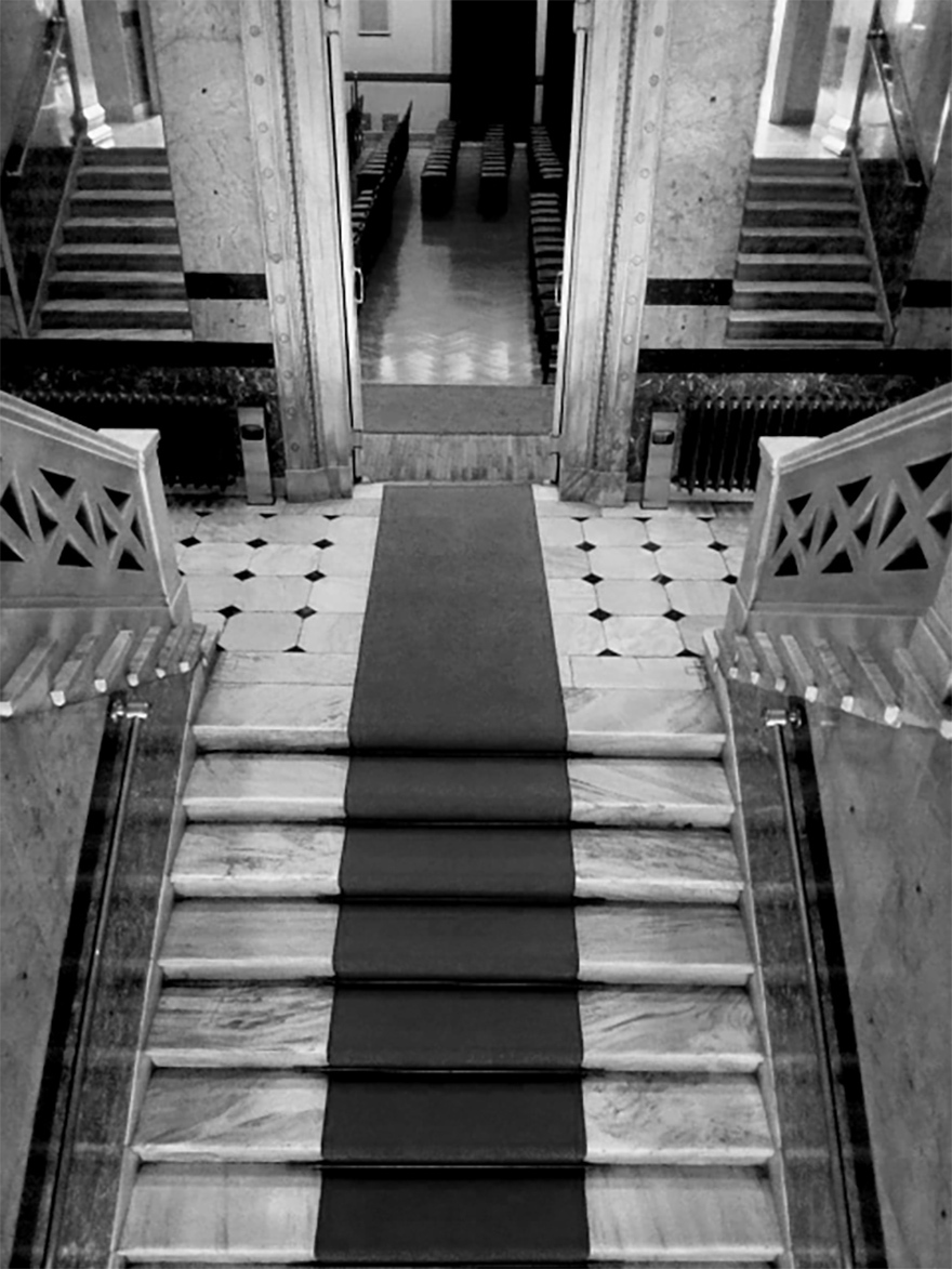 Η εκτέλεση, τα συσσίτια και η 20th Century Fox