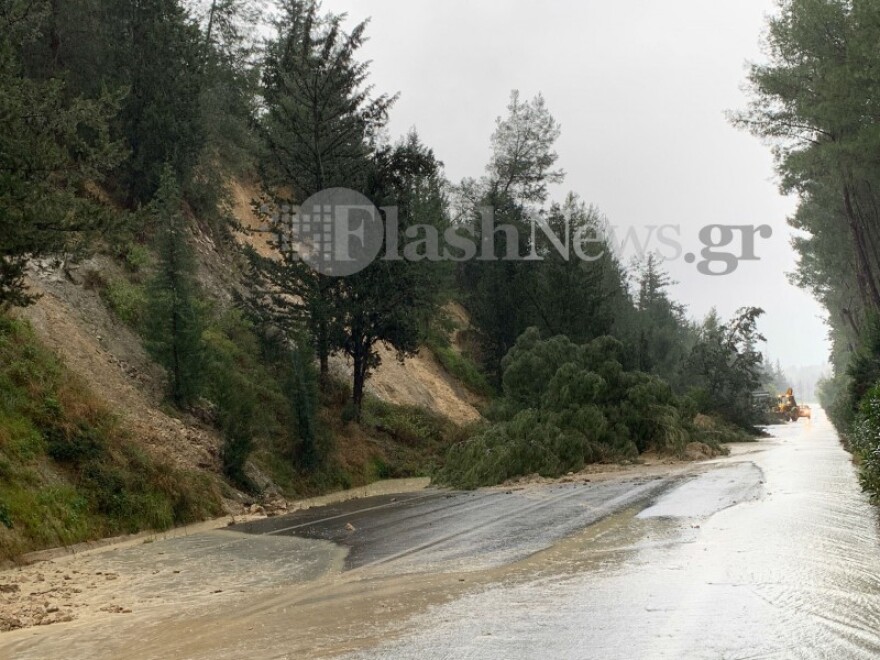 Καιρός: Η κακοκαιρία «Ωκεανίς» χτυπάει την Κρήτη – Σοβαρά προβλήματα σε ολόκληρο το νησί