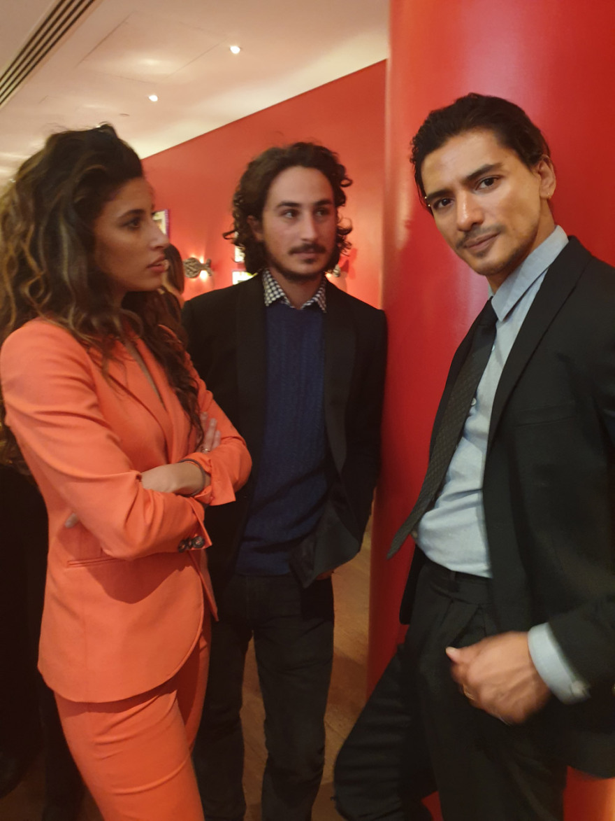  Οι πρίγκιπες του κόσμου βρίσκουν δουλειά σε Έλληνες ανέργους