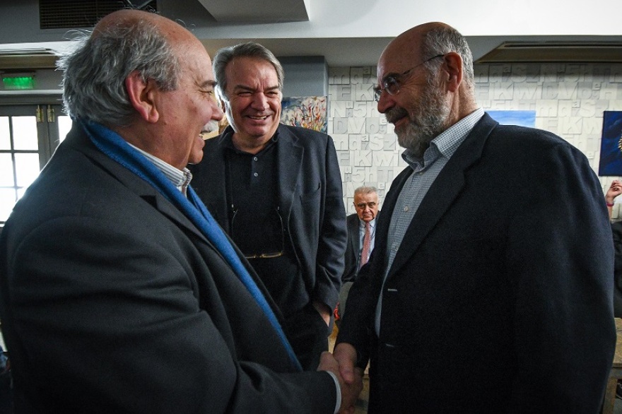 Ραγκούσης, Τασία και Παπαχριστόπουλος στη «Γέφυρα» για τον Τσίπρα