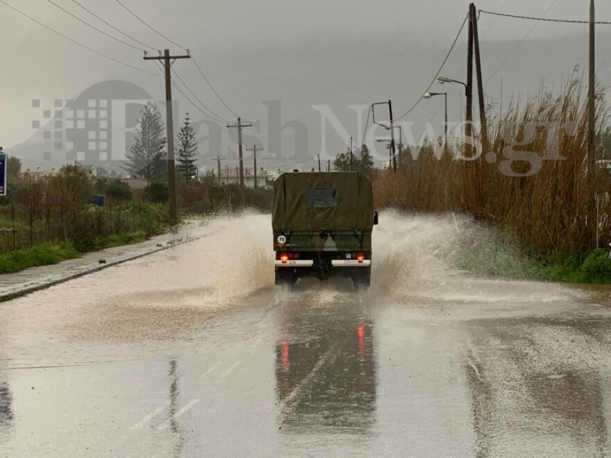 Καιρός: Η κακοκαιρία «Ωκεανίς» χτυπάει την Κρήτη – Σοβαρά προβλήματα σε ολόκληρο το νησί
