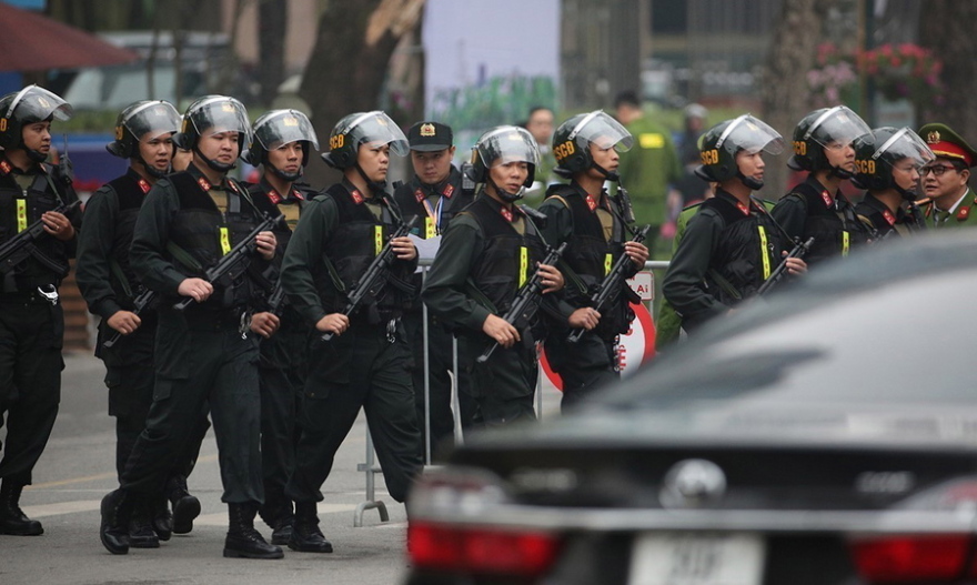 Τραμπ - Κιμ: Έτοιμοι για το νέο ραντεβού - Η «επική» συνοδεία της λιμουζίνας του Βορειοκορεάτη