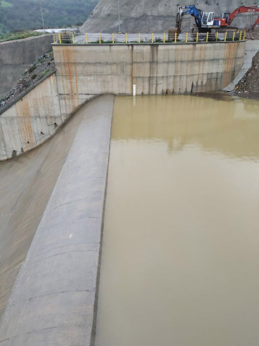 Ηράκλειο:   Μία «ανάσα» πριν την υπερχείλιση το φράγμα Αποσελέμη