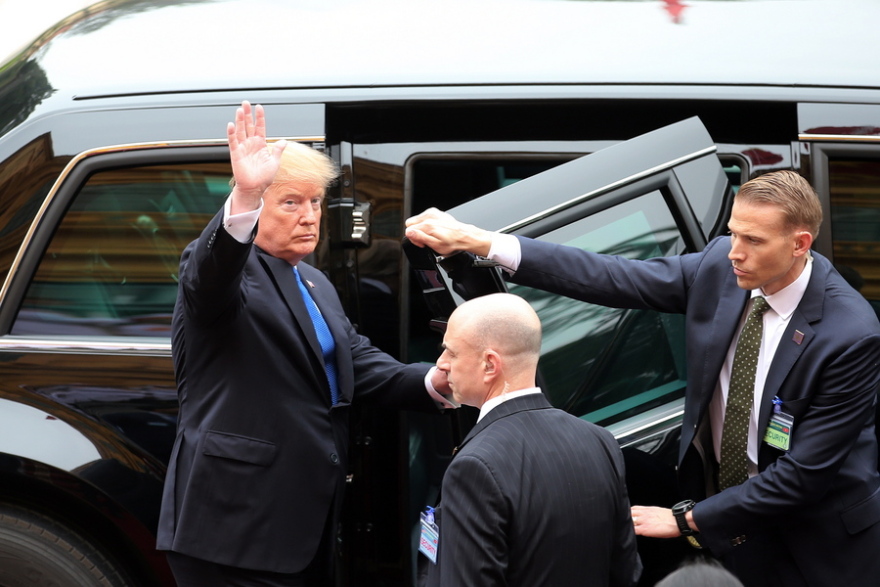 Ο Τραμπ θα προσπαθήσει να πείσει τον «φίλο Κιμ» να εγκαταλείψει τα πυρηνικά