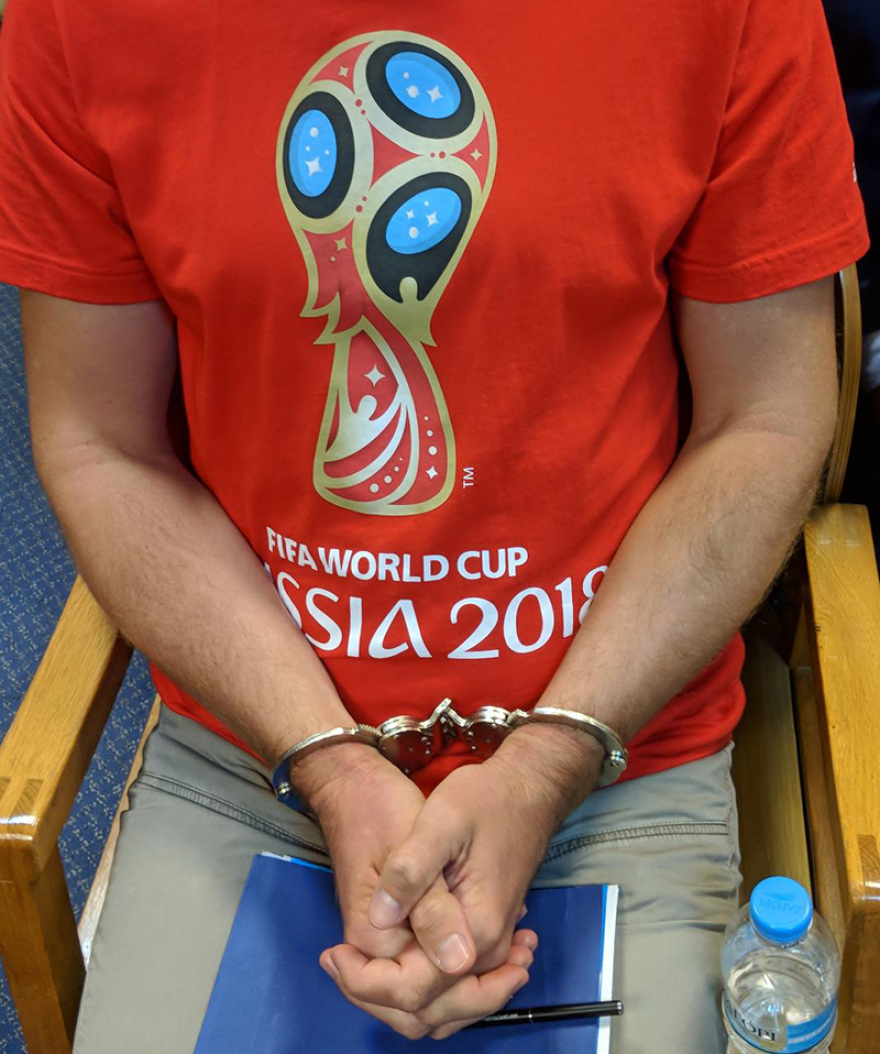 Σοκάρουν οι φωτογραφίες του Mr Bitcoin μέσα από τη φυλακή 