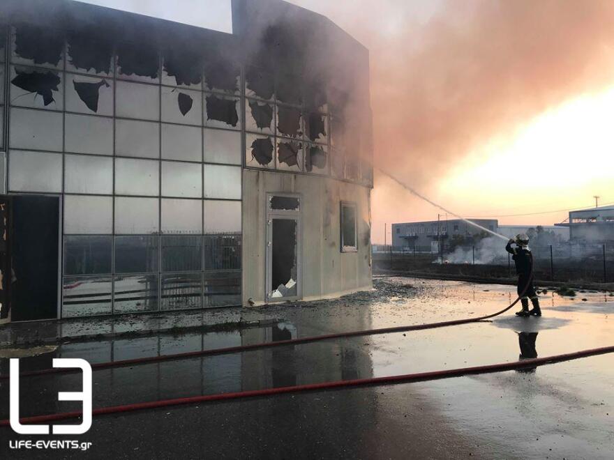 Νεκρός πυροσβέστης σε φωτιά στo Καλοχώρι Θεσσαλονίκης