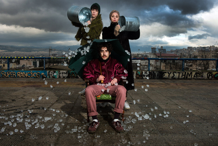 “Στον Πάγο” μια μαύρη κωμωδία του Νίκου Δημητρόπουλου