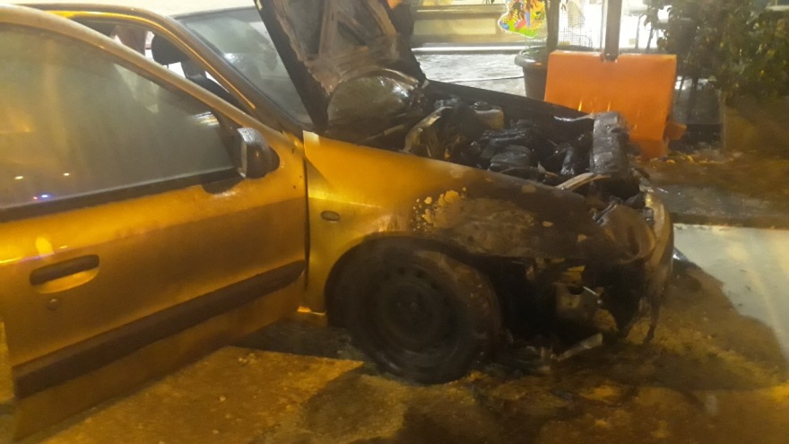 Κουκουλοφόροι τα έσπασαν σε Αθήνα και Θεσσαλονίκη