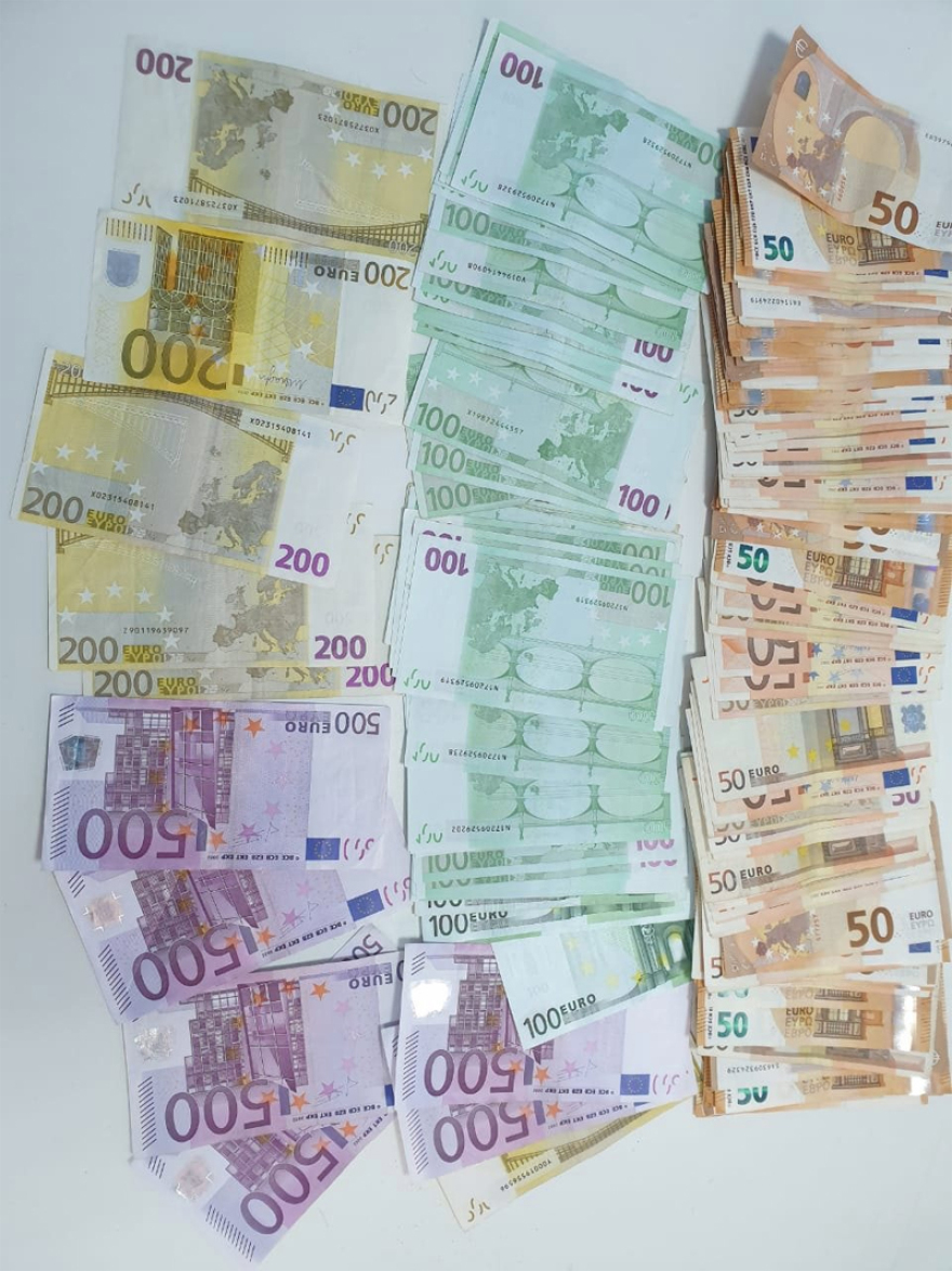 «Ξάφριζαν» την Αθήνα, διακινούσαν ναρκωτικά: 213 αλλοδαποί σε σπείρα με 320 ληστείες και κλοπές!