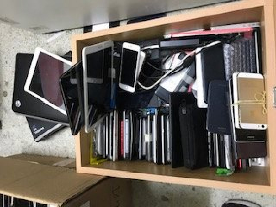 «Ξάφριζαν» την Αθήνα, διακινούσαν ναρκωτικά: 213 αλλοδαποί σε σπείρα με 320 ληστείες και κλοπές!