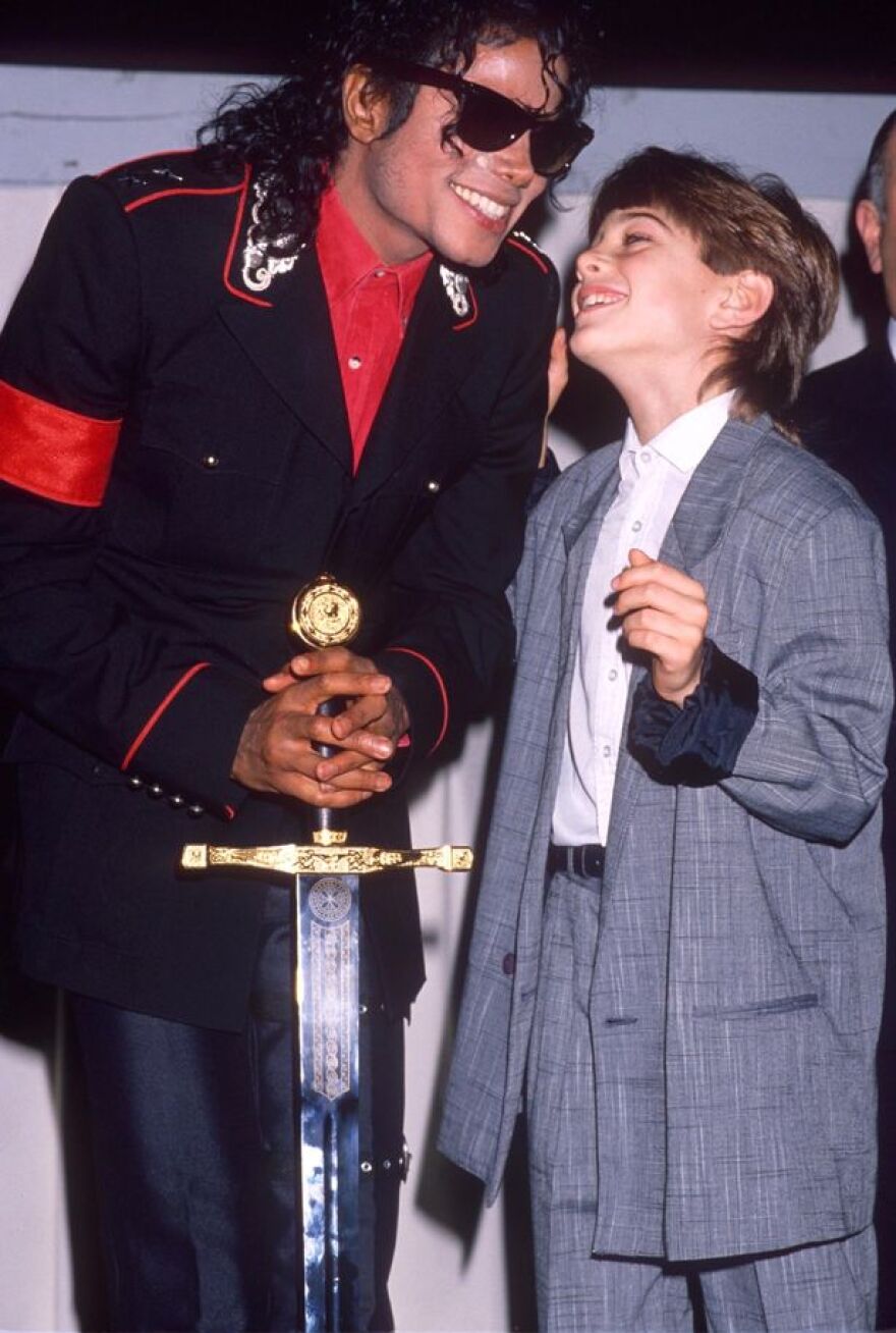 Το BBC2 σταμάτησε να παίζει Μάικλ Τζάκσον μετά τις αποκαλύψεις του Leaving Neverland