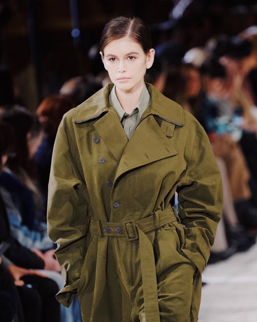 Stella McCartney: Ντεφιλέ με οικολογική συνείδηση και Όπρα