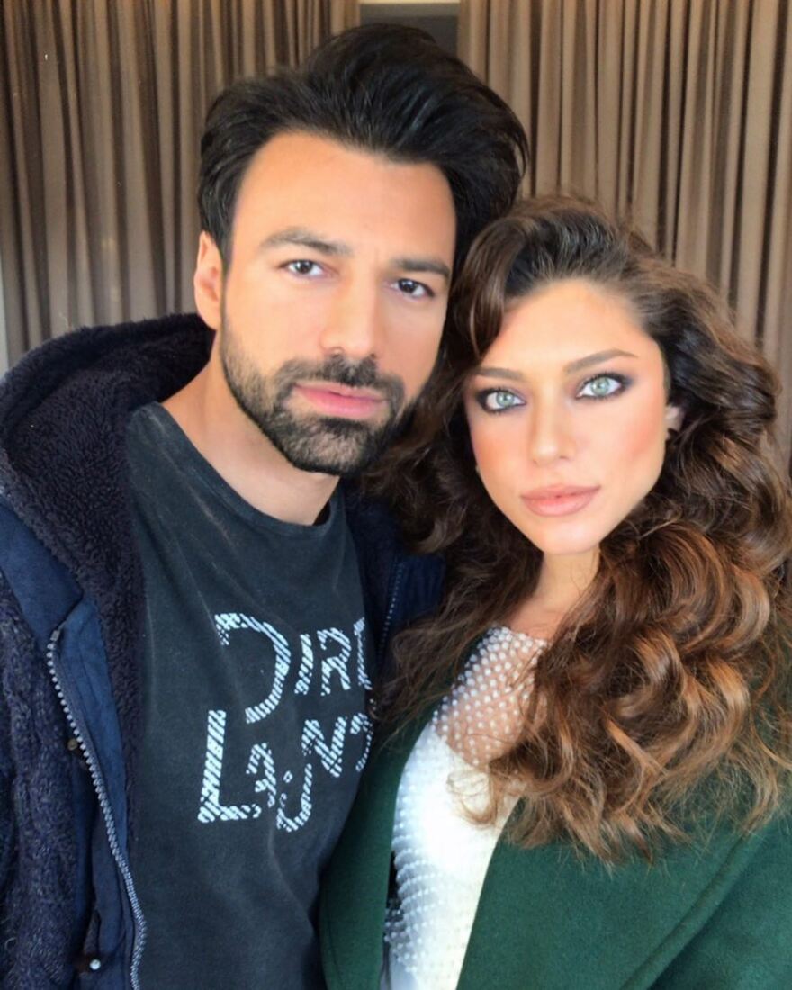 Ο Ανδρέας Γεωργίου ντύθηκε... γαμπρός