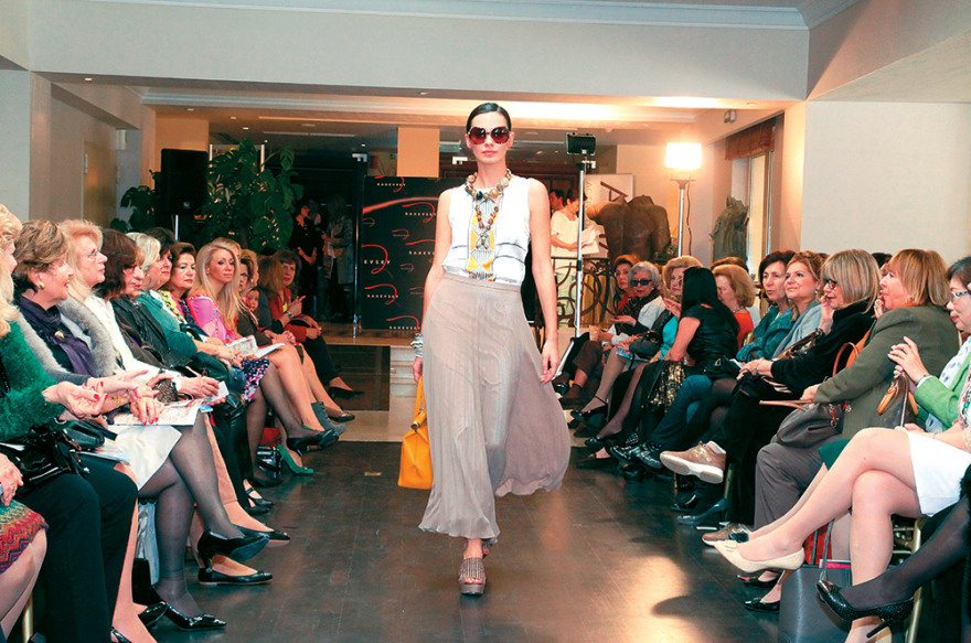 Πώς έπεσε έξω η Miss Raxevsky μετά από 40 χρόνια