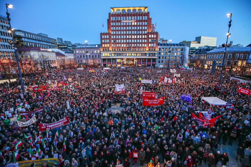 Η Ημέρα της Γυναίκας σε φωτογραφίες: Ογκώδεις διαδηλώσεις σε όλο τον κόσμο